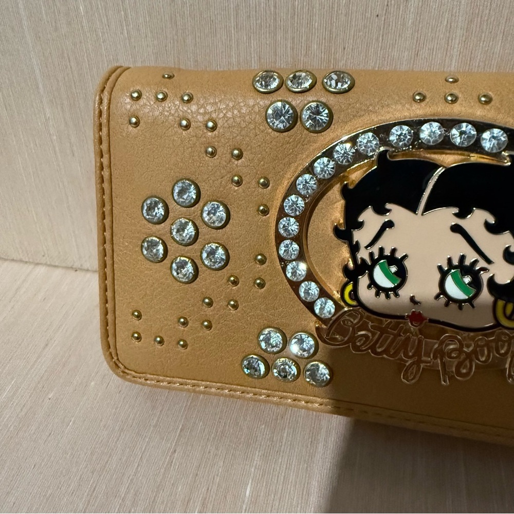 Betty Boop 2015 Rhinstone Studded Brown Wallet Tri-Fold Brand New Never Used!! - Picture 4 of 13